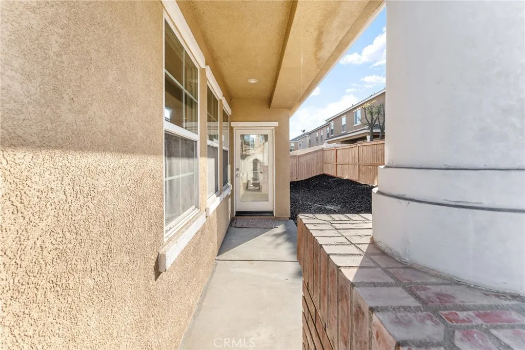 1745 Yvonne Court, Riverside, California 92501 home-pic-33